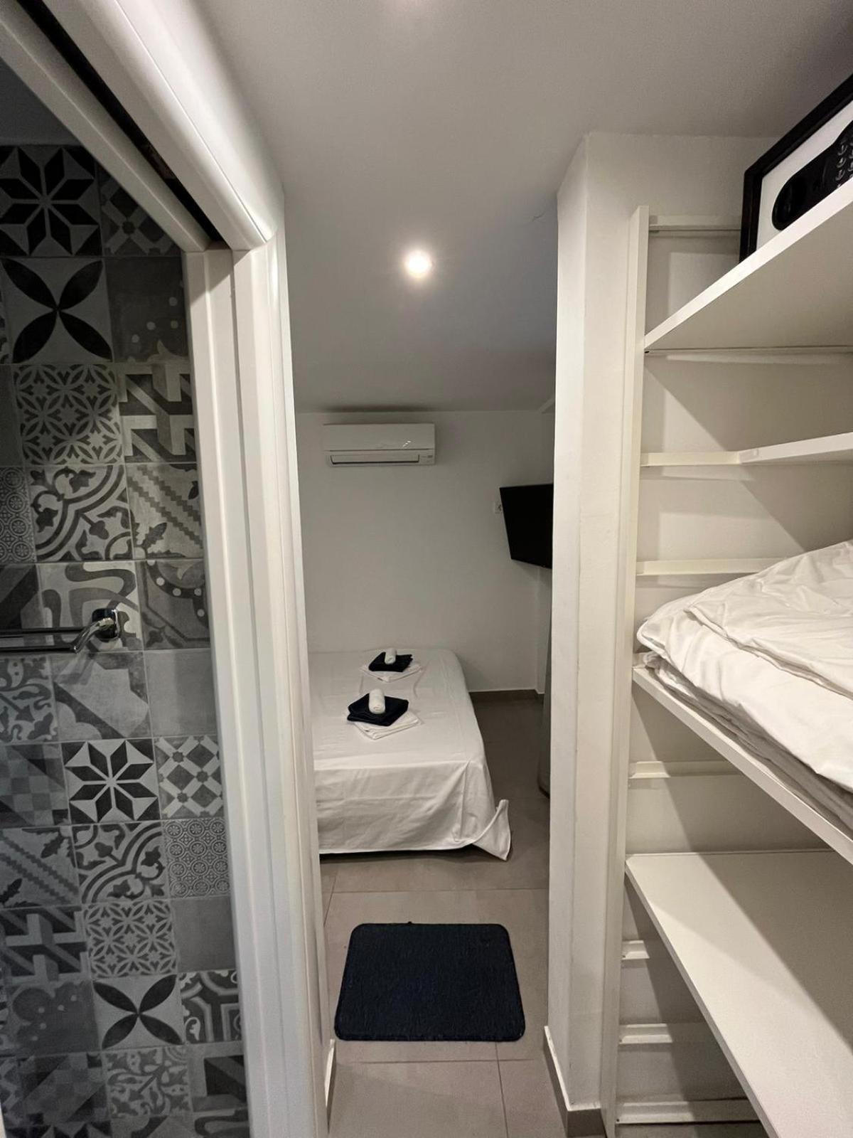 X Boutique Marinac Studio Apartments & Rooms Šibenik Buitenkant foto